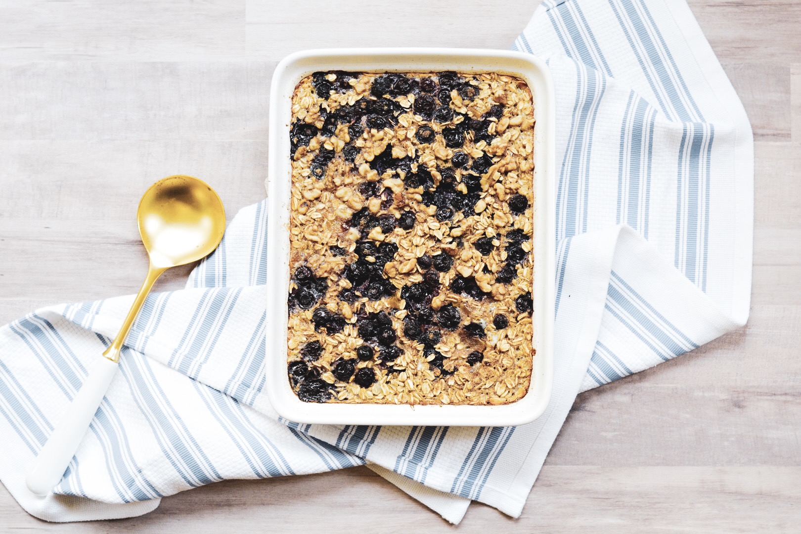 Blueberry-peach-baked-oatmeal-ahappyblog